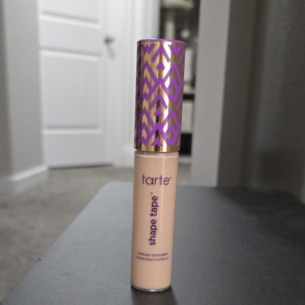 Tarte Shape Tape Concealer - Cream with Purple Cap